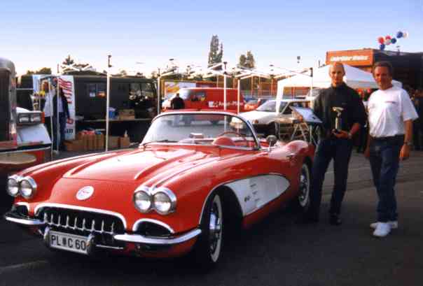 Corvette 1960 bei Pokalbergabe
